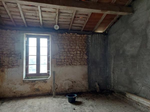 Maison à vendre |  Saint-Genis-de-Saintonge |  3 pièces | 73 m²
