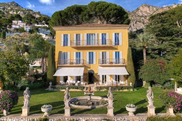 Vente Maison de maître Èze 10 Pièces 558.95 m²