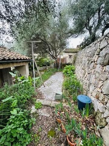 Maison à vendre 5 pièces 138m² Vence (06140)