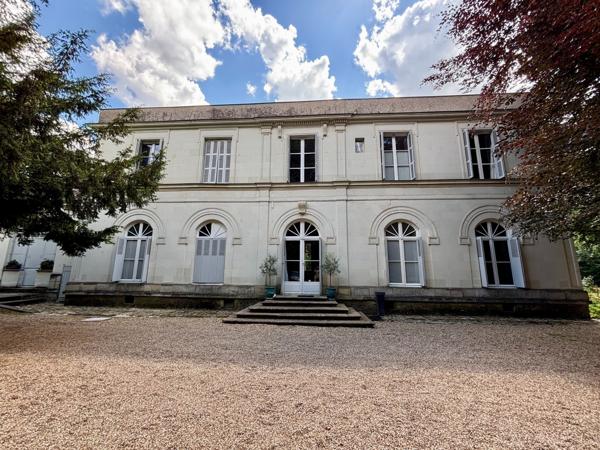 Vente Hôtel particulier Tours 16 Pièces 522 m²