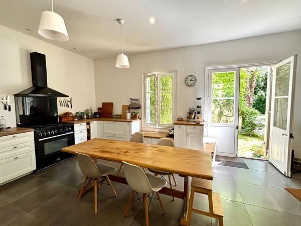 Vente Hôtel particulier Tours 16 Pièces 522 m²