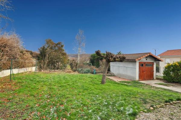 Maison 6 pièces - 3 ou 4 chambres - 107 m² - garage