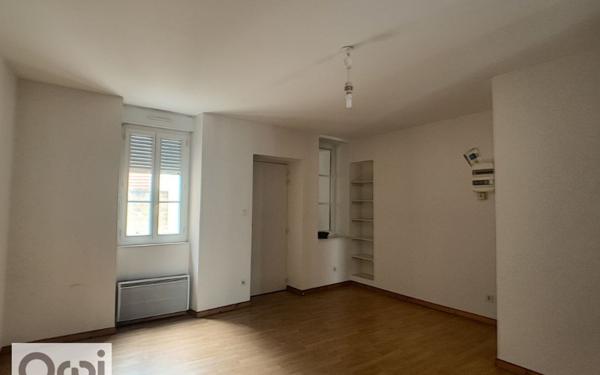 Appartement à louer    1 pièce •  Montluçon