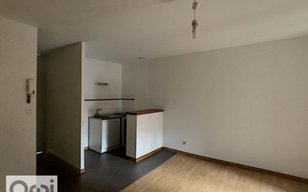 Appartement à louer    1 pièce •  Montluçon