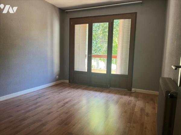 APPARTEMENT AVEC PARKING