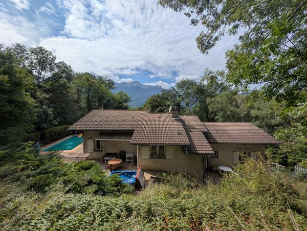 Maison 5 pièces - 205 m² Exclusivité efficity