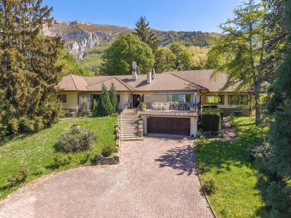 Vente Maison de luxe Archamps 13 Pièces 770 m²