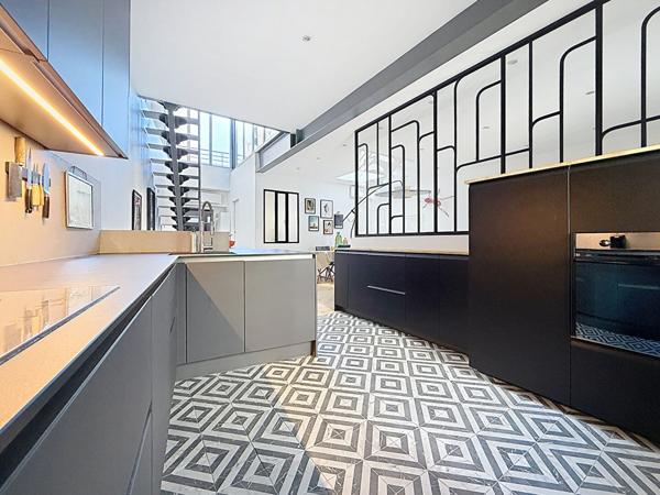 VALENCE - Magnifique Duplex 3 chambres -142 m² - en Centre-Ville - Avenue Victor Hugo