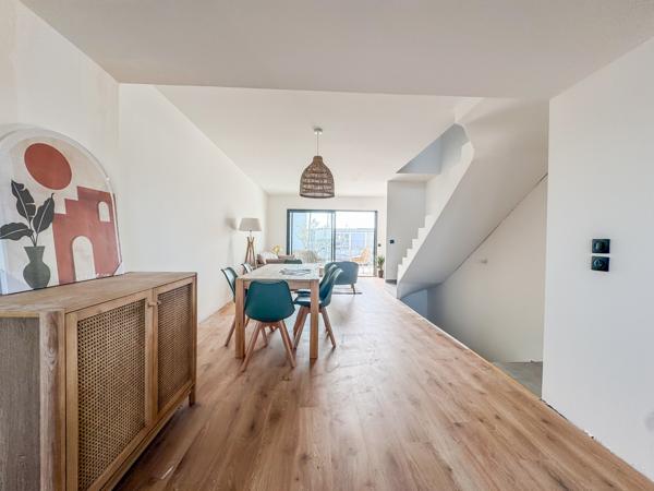 Carnon Plage (34280) (34280) CARNON PLAGE - Appartement d’exception à Carnon Plage – Accès Direct à la Plage