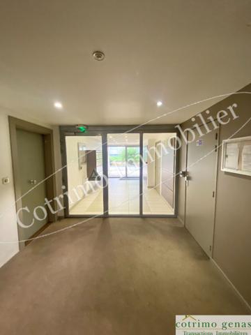 BRON appartement T2 42m²+Balcon+garage