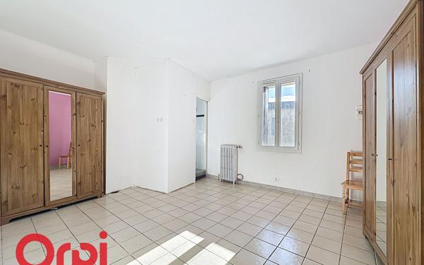 Maison à vendre    4 pièces •  Saint-Laurent-d'Aigouze