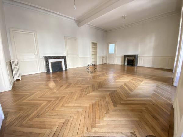 CHARMANT T4 – PROCHE COURS CAMBRONNE