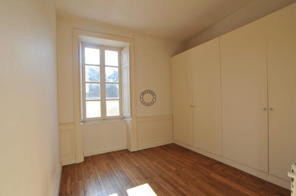 CHARMANT T4 – PROCHE COURS CAMBRONNE