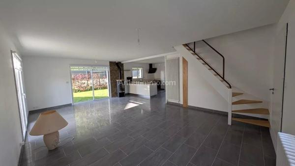 Location Maison 6 pièces 120 m2 à Vignoc