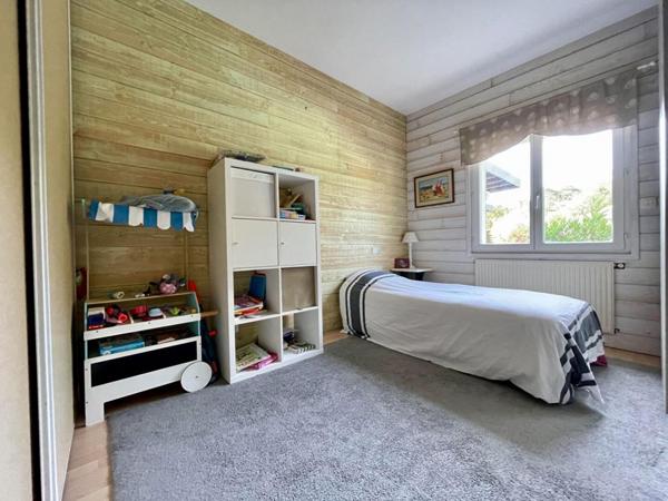 Maison Martignas Sur Jalle 6 pièce(s) 169 m2