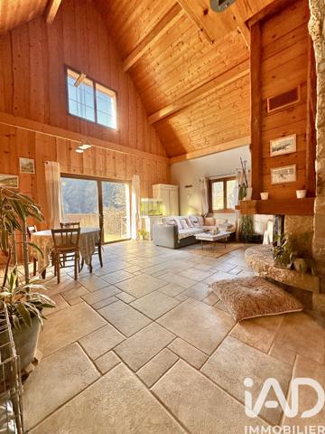 Maison à vendre 4 pièces 115 m² Saint-Martin-Vésubie