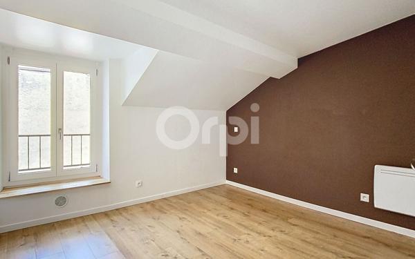 Appartement à louer    2 pièces •  Neufchâteau