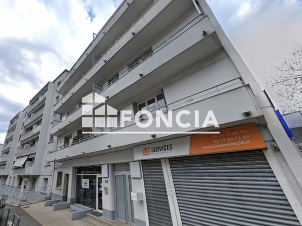 Location Appartement 4 pièces 73.68 m² - LE REGENT Domene 38420