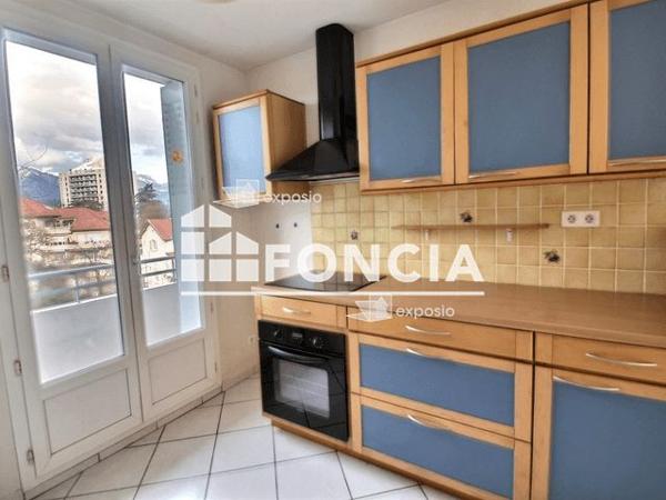 Location Appartement 4 pièces 73.68 m² - LE REGENT Domene 38420