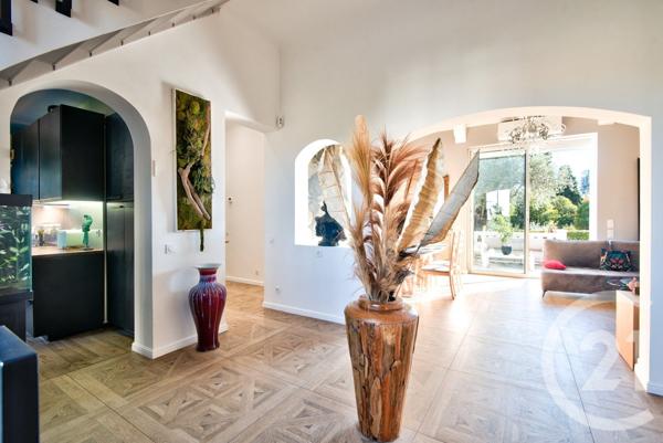 Maison à vendre  6 pièces - 200,10 m2 CAGNES SUR MER - 06