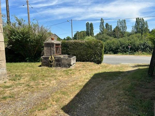 Maison à vendre 98 500 € Montchevrier 3 p 89 m² DPE G