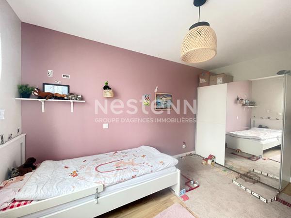 PESSAC- CAMPONAC - Maison Contemporaine 6 pièce(s) 146 m2 - 4ch - Piscine - Jardin - Garage