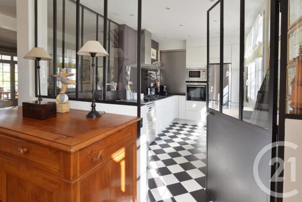 Maison à vendre  6 pièces - 217 m2 MONTGERON - 91