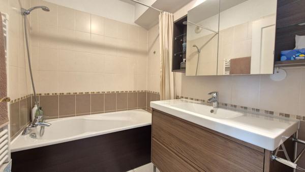 Appartement Grenoble 3 pièce(s) 68 m2