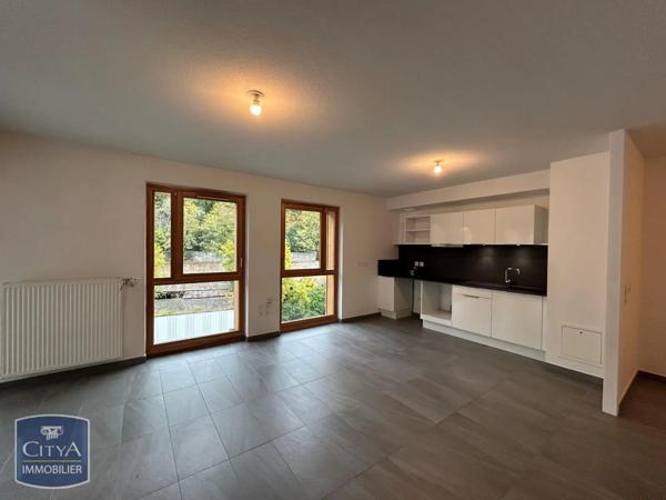 Appartement à louer 3 pièces 60m²
