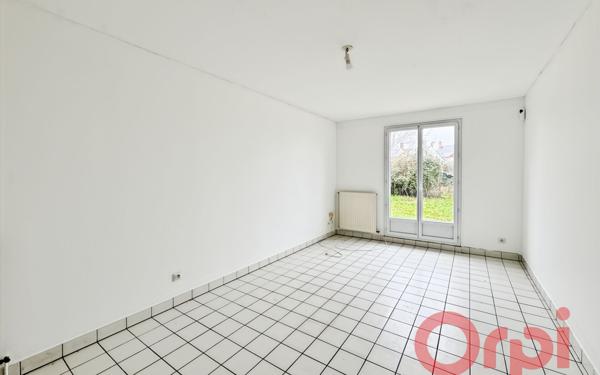 Maison à vendre    4 pièces • 74 m2 Chezal-Benoît