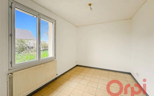 Maison à vendre    4 pièces • 74 m2 Chezal-Benoît
