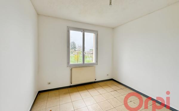 Maison à vendre    4 pièces • 74 m2 Chezal-Benoît