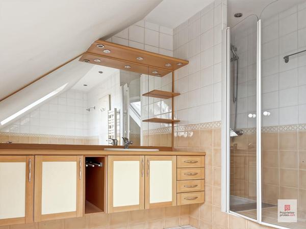 Maison Precigne 8 pièce(s) 125.67 m2