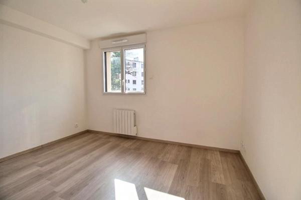 À louer, appartement 54 m², 3 pièces à Viry-Châtillon (91170).