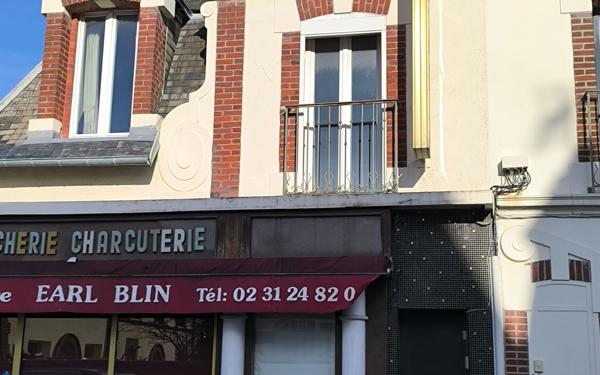 Maison à vendre    3 pièces •  Houlgate