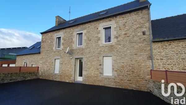 Location maison 4 pièces 98 m² Saint-Fiacre