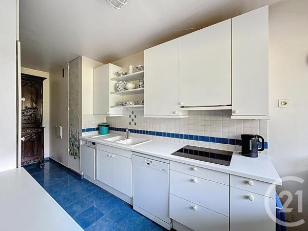 Appartement F5 à vendre  5 pièces - 140 m2 LE CHESNAY ROCQUENCOURT - 78