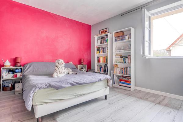 Christophe Michaudelle – EXLUSIVITE - CAPIFRANCE vous propose Nanteuil lès Meaux : Proche des commodités, maison de ville bien entretenue - 6 pièces - 5 chambres - 2 WC