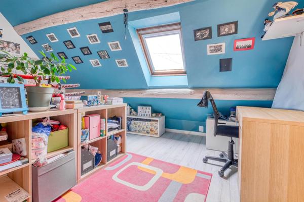 Christophe Michaudelle – EXLUSIVITE - CAPIFRANCE vous propose Nanteuil lès Meaux : Proche des commodités, maison de ville bien entretenue - 6 pièces - 5 chambres - 2 WC