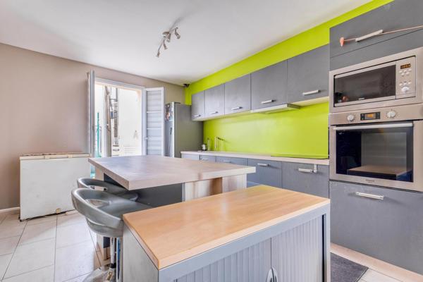 Christophe Michaudelle – EXLUSIVITE - CAPIFRANCE vous propose Nanteuil lès Meaux : Proche des commodités, maison de ville bien entretenue - 6 pièces - 5 chambres - 2 WC