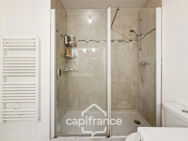 🏡 Dernier étage avec ascenseur - 41 m² - Parking en sous-sol - Aucun travaux - Proche Roissy CDG