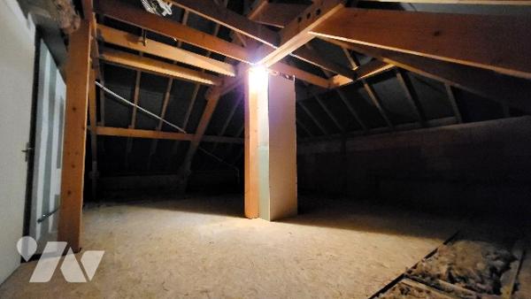 A vendre à CHOUILLY - maison récente de qualité