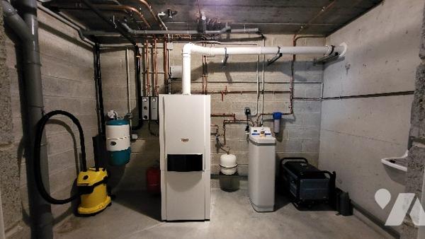 A vendre à CHOUILLY - maison récente de qualité