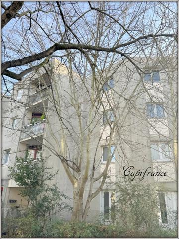 Appartement à vendre 4 pièces 3 chambres + balcon + Box