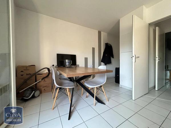 Appartement à louer 2 pièces 48.3m² Brive-la-Gaillarde (19100)