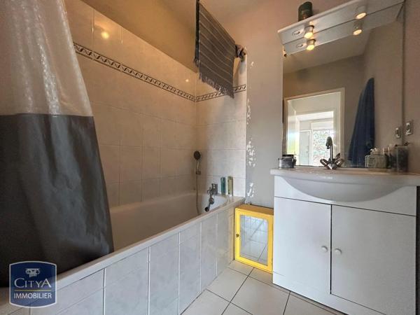 Appartement à louer 2 pièces 48.3m² Brive-la-Gaillarde (19100)