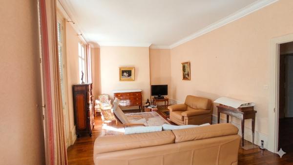 Maison 6 pièces à vendre Châtellerault - 86100 / Réf: 11967