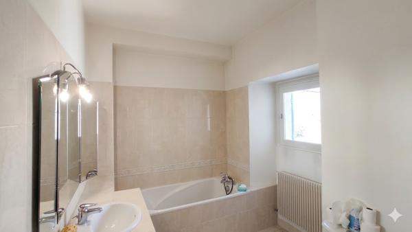 Maison 6 pièces à vendre Châtellerault - 86100 / Réf: 11967