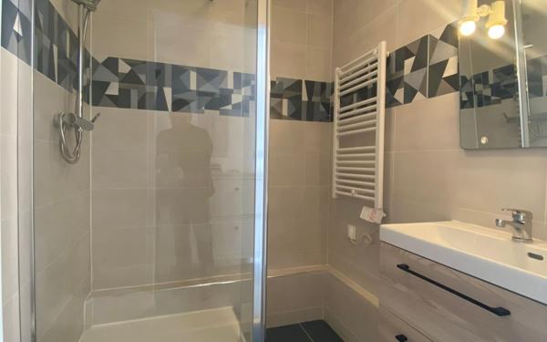 Appartement à louer    1 pièce •  La Varenne - Saint-Maur-des-Fossés