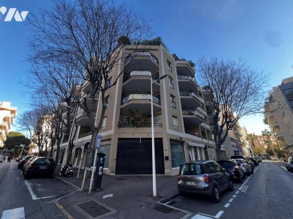 7 rue St Charles JUAN LES PINS / Cave Double de 6m²